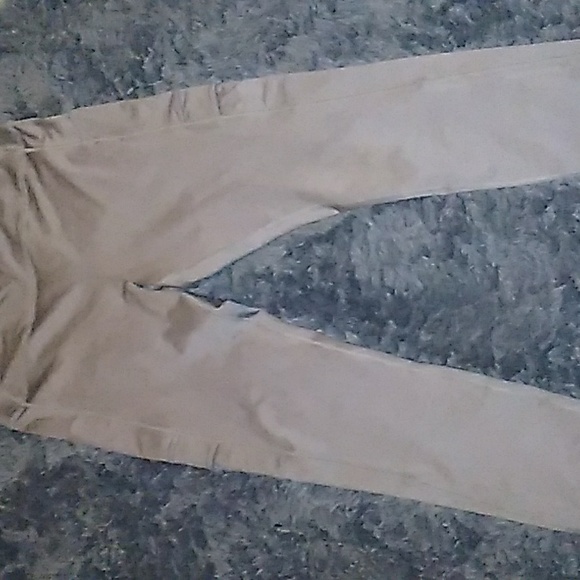 PINK ACTIVE - Picture 1 of 4